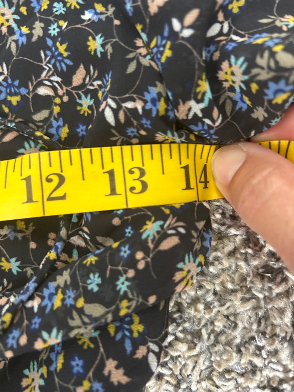 NWT petal + pup Keziah Black Ditzy Floral Maxi Long Sleeve Dress size XS - Picture 11 of 13